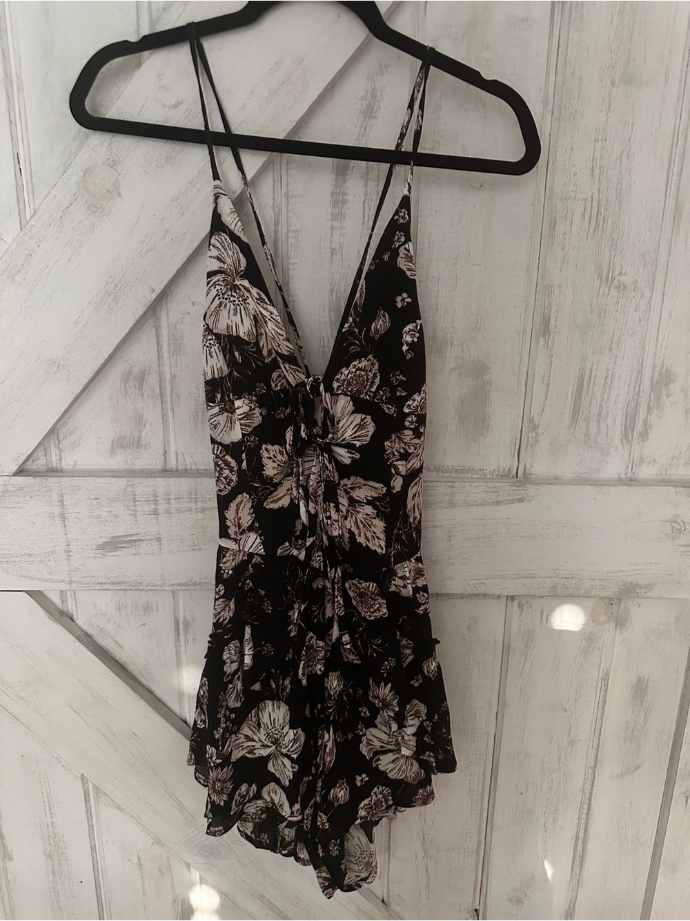 Promesa Black Floral Lace-Back Romper with Cream Print